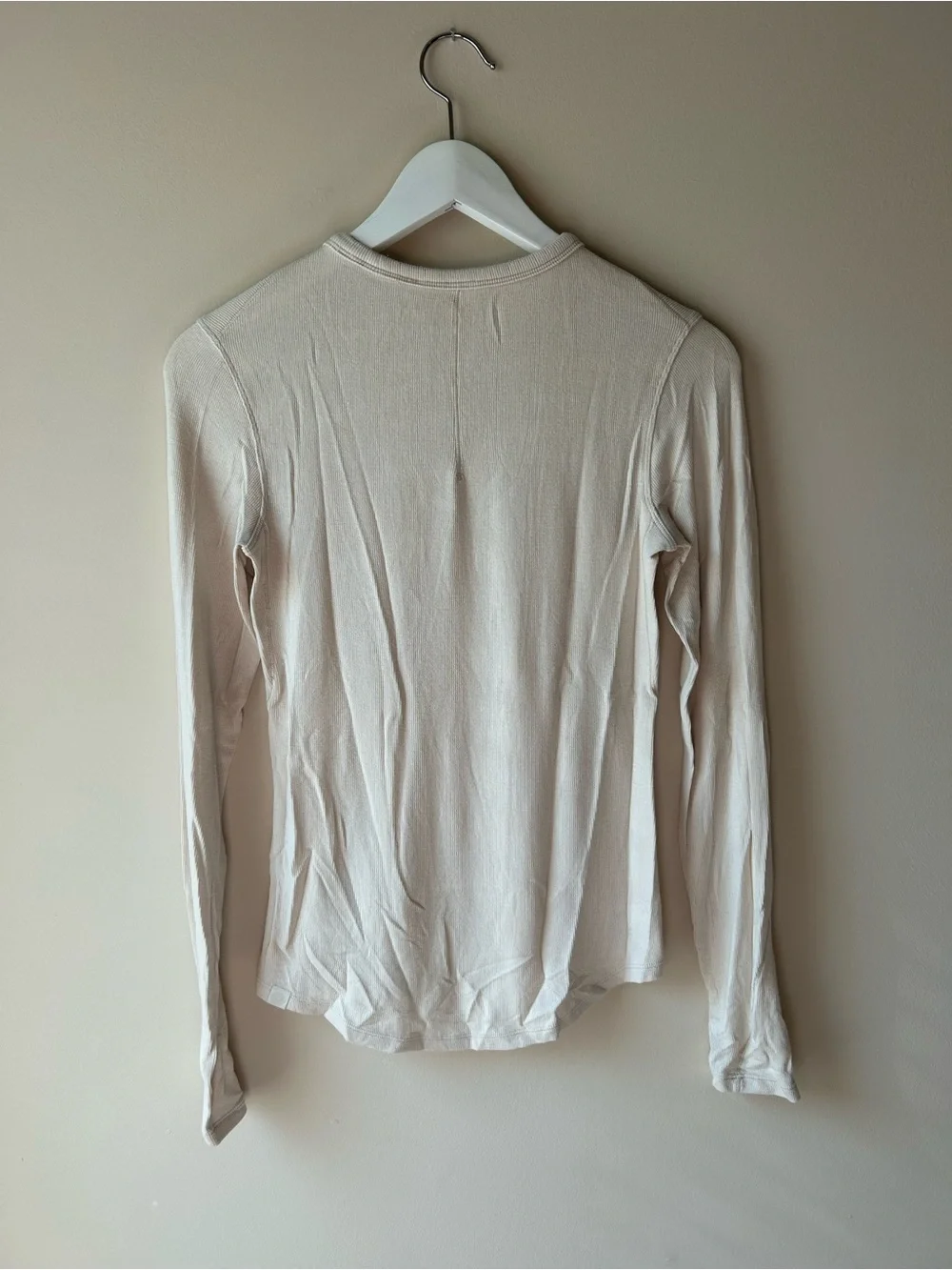 Lululemon Women's Long Sleeve Soft Oatmeal Cream Casual Longsleeve